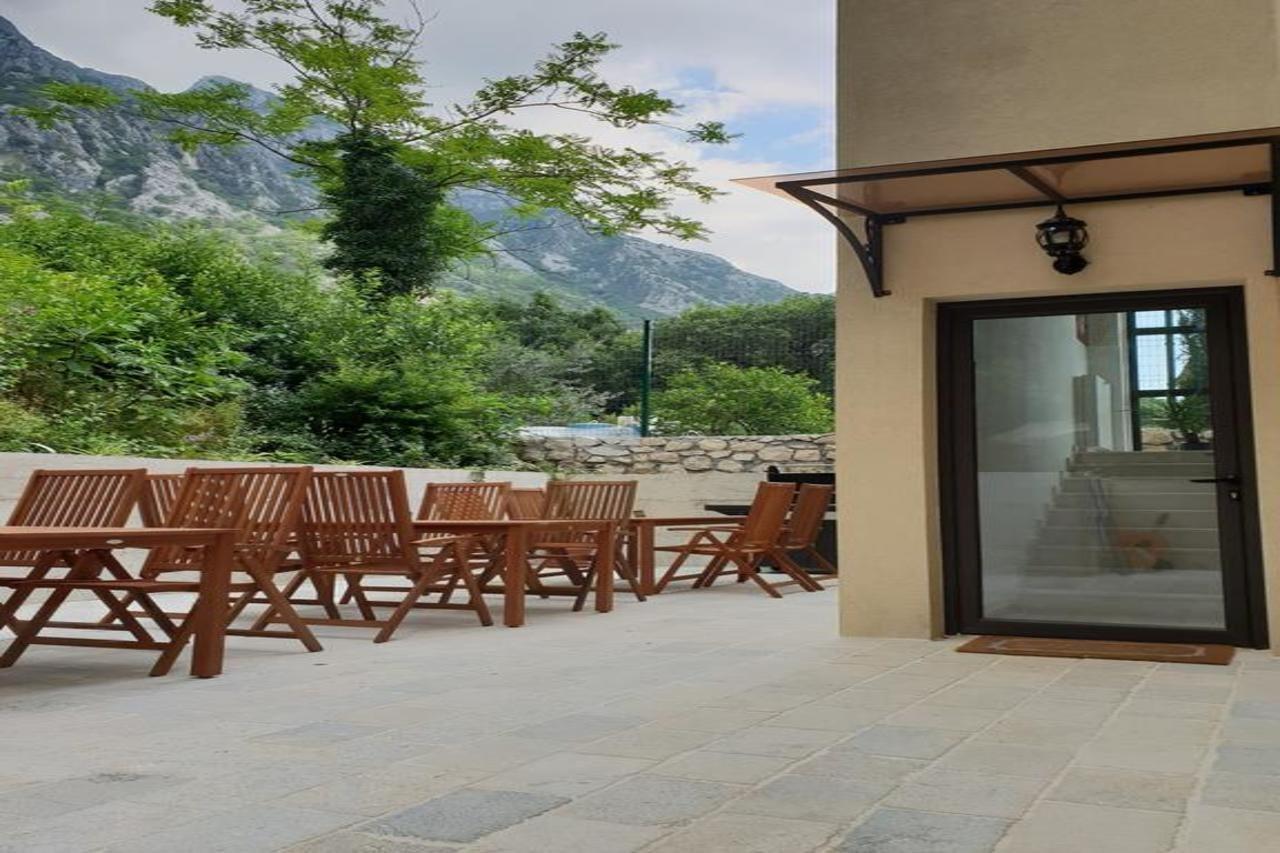 Porta Del Mare Apartment Kotor Bagian luar foto